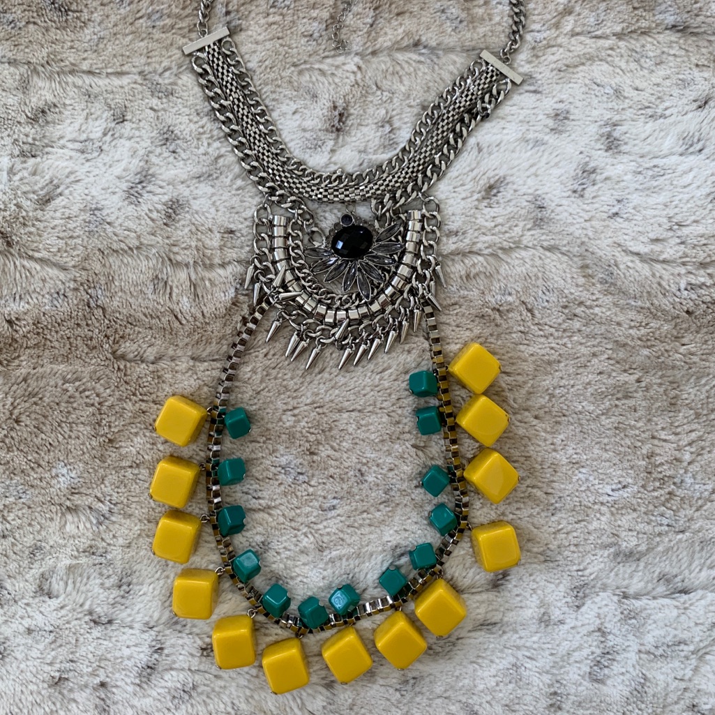HM Necklace Set 7$